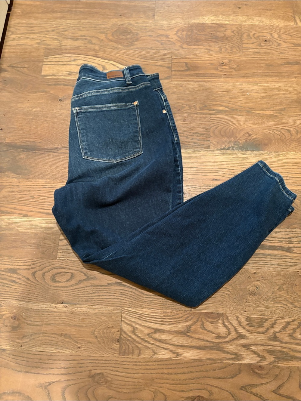 Judy Blue Skinny Fit. Dark Blue Women's Jeans - Classic High-Rise Fit